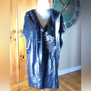 Rebel Wilson blue silver sequined top  -NWT